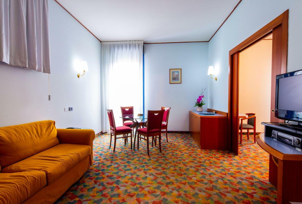Hotel Persico'S San Giovanni in Persiceto Eksteriør billede
