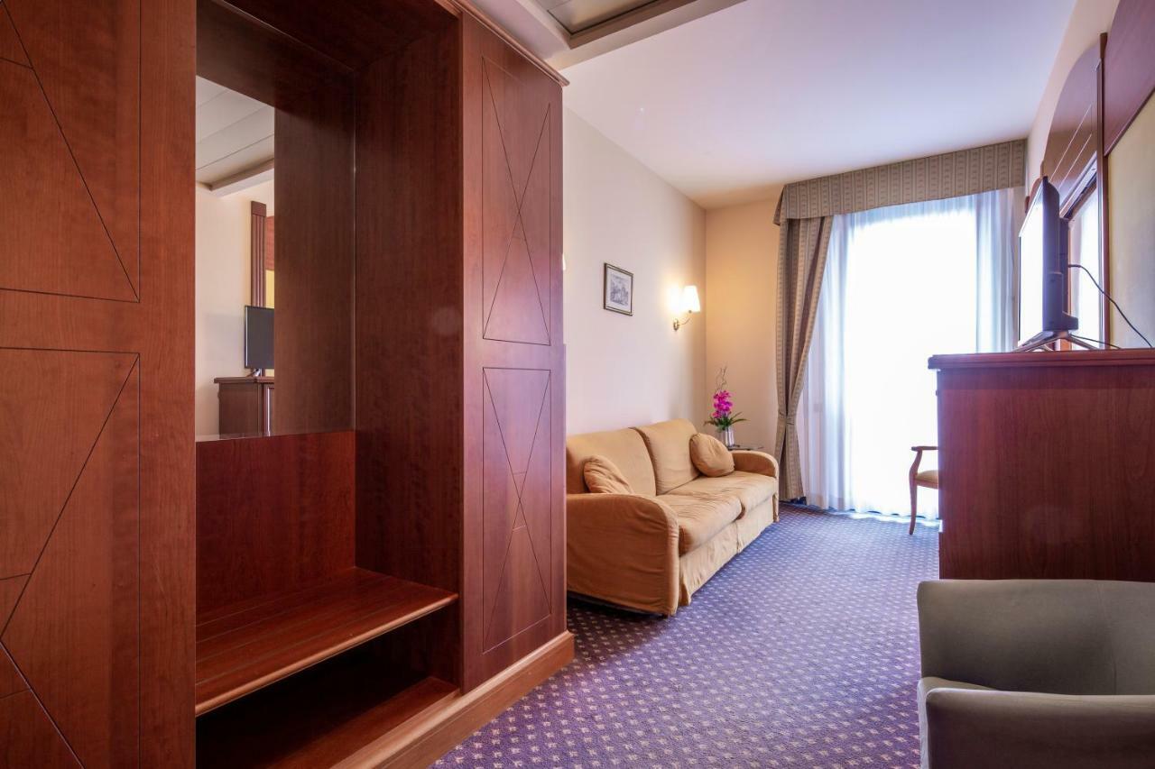 Hotel Persico'S San Giovanni in Persiceto Eksteriør billede